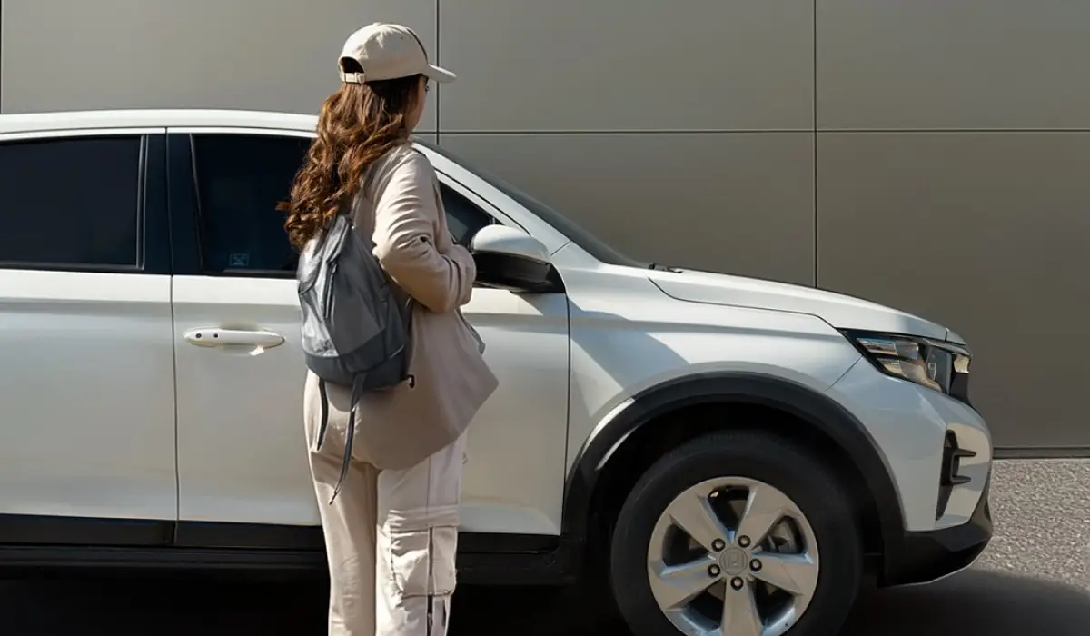 cr-v contoh rental mobil