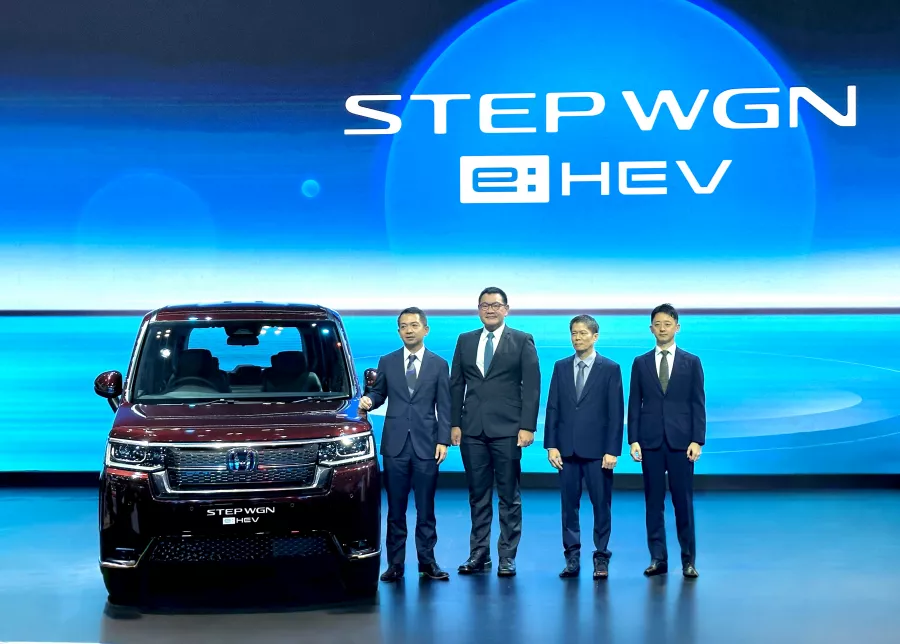 cr-v contoh rental mobil