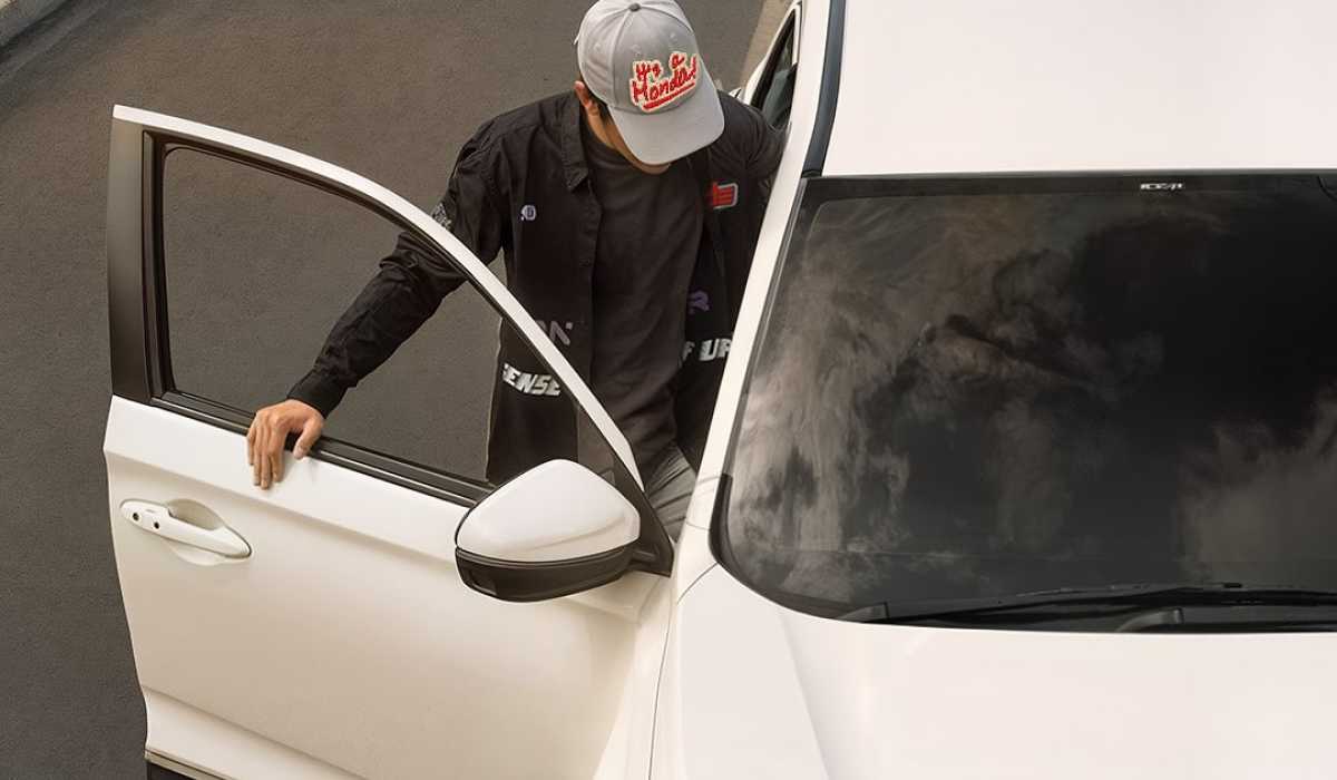 cr-v contoh rental mobil