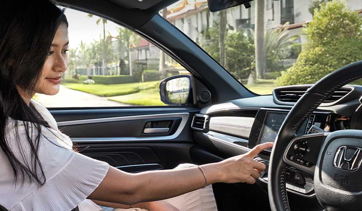 cr-v contoh rental mobil